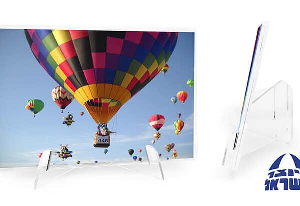 מסגרת לתמונה עם מעמד משתלב