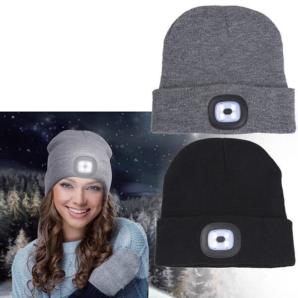 כובע צמר ממותג עם פנס