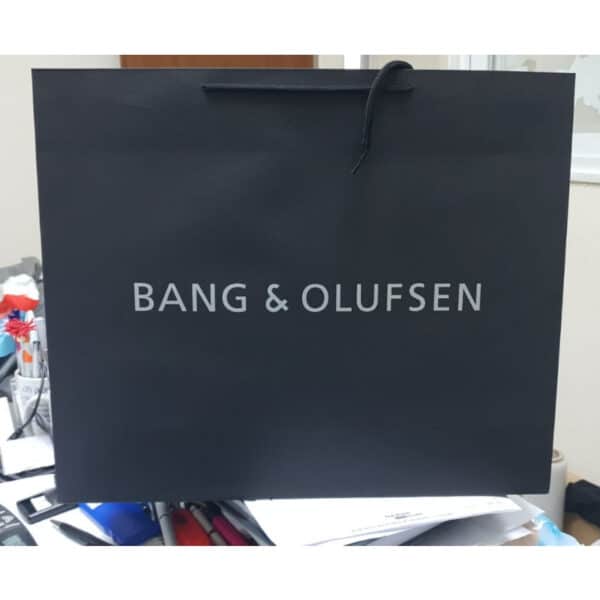 שקיות קרטון ממותגות שקיות קרטון ממותגות