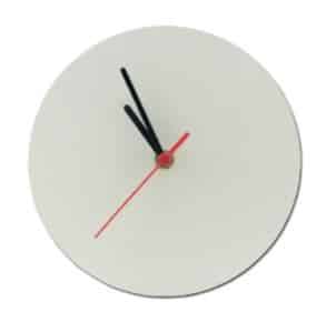 שעון קיר עגול עם לוגו
