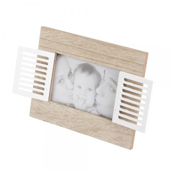 מסגרת לתמונה עם חלון נפתח