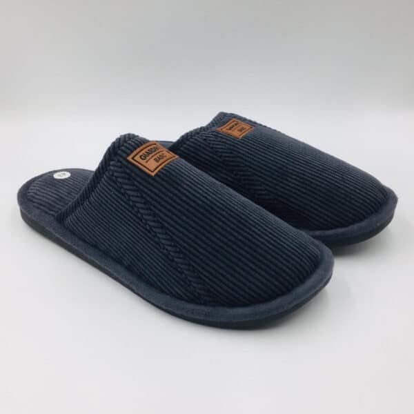 נעלי בית ממותגות לעובדים נעלי בית ממותגות לעובדים