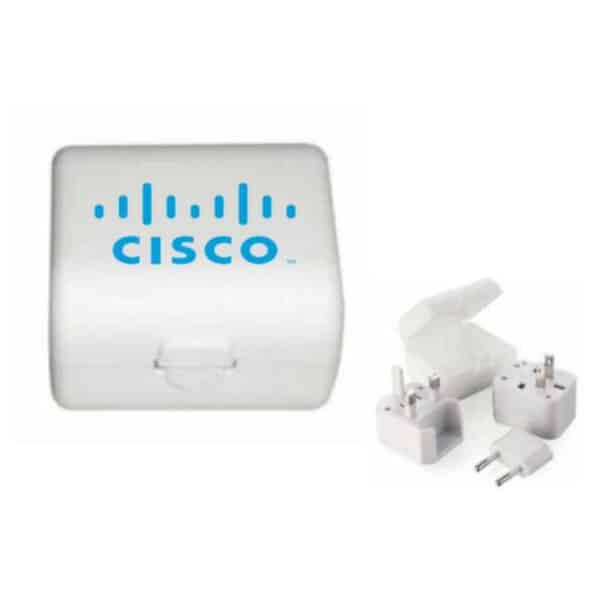 מתאמי חשמל ממותגים