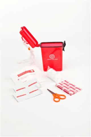 ערכת עזרה ראשונה עם לוגו