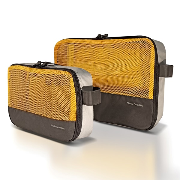 ארגונית ממותגת למזוודה