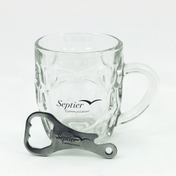 כוס ופותחן בירה ממותגים כוס ופותחן בירה ממותגים