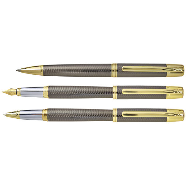 חריטת לוגו על עטים חריטת לוגו על עטים