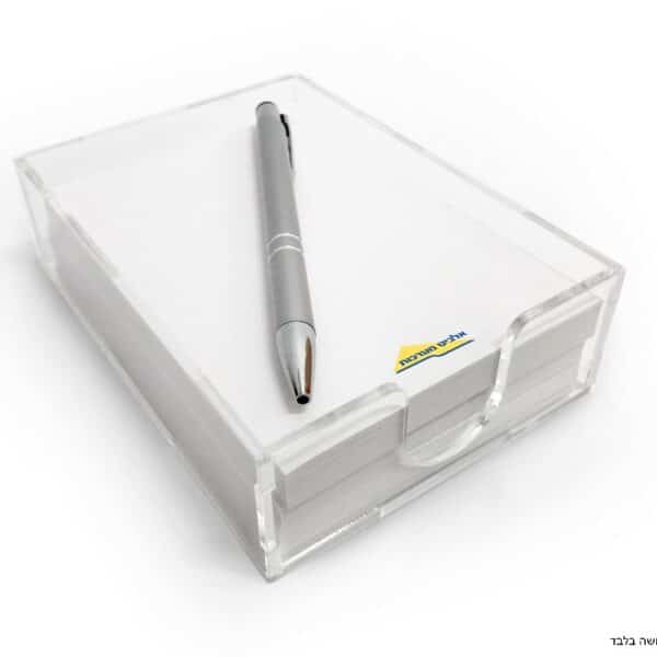 קופסת ממו שקופה עם לוגו קופסת ממו שקופה עם לוגו
