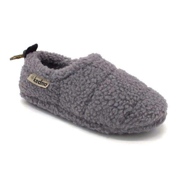 נעלי פליז ממותגות