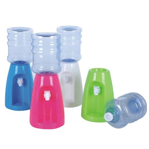 מיכל מים עם ברז