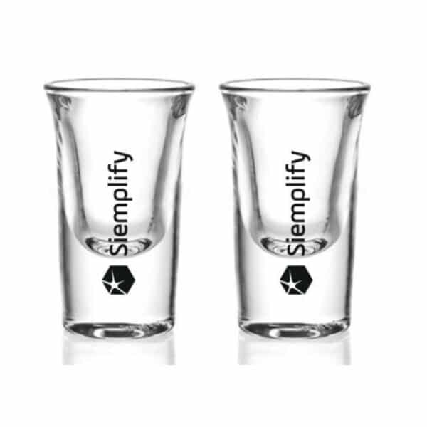 צ'ייסרים עם לוגו