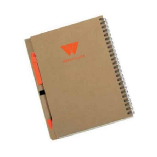 מחברות ממוחזרות עם הדפס