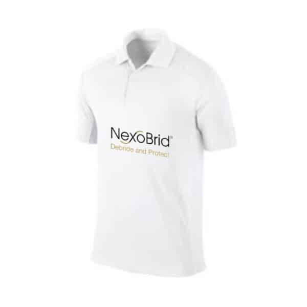 חולצות פולו עם לוגו