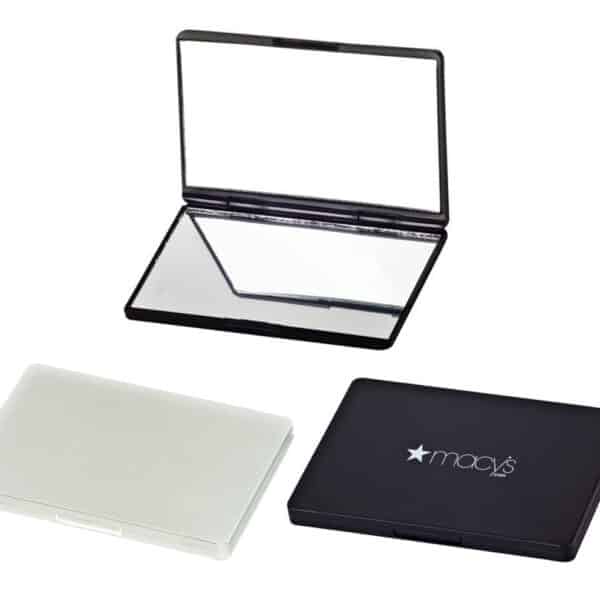 מראה מלבנית ממותגת