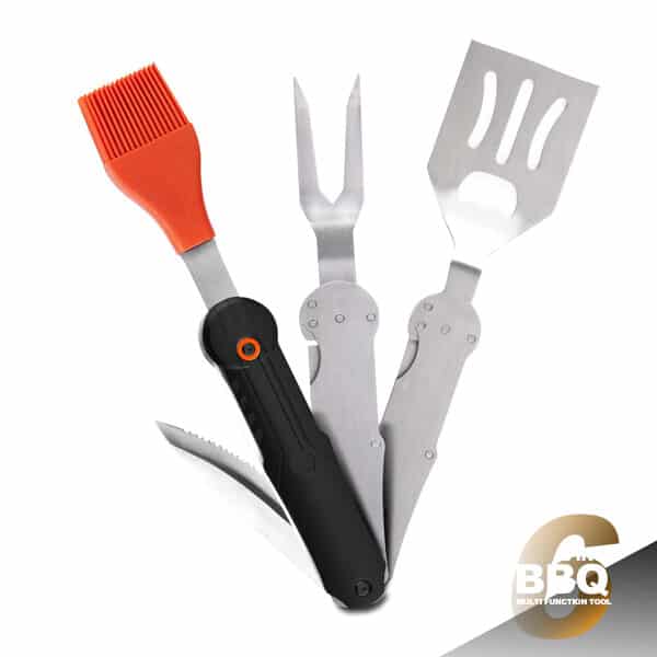 סט ברביקיו עם לוגו