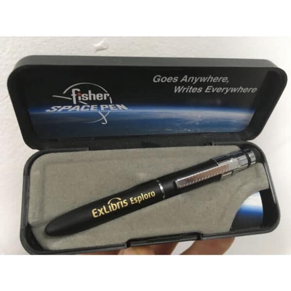 עט חלל עם לוגו