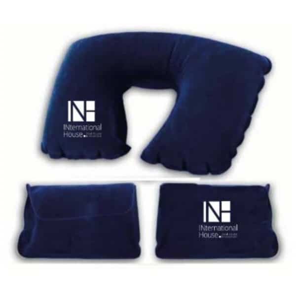 כרית טיסה ממותגת בנרתיק