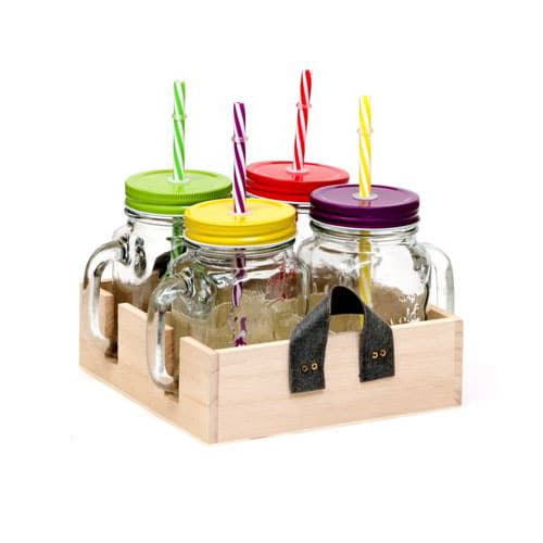 רביעיית כוסות עם קש במעמד רביעיית כוסות עם קש במעמד