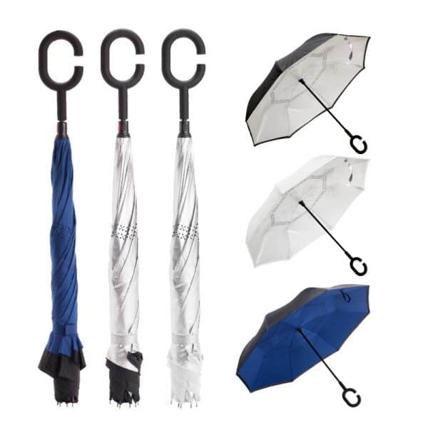 מטרייה הפוכה ממותגת