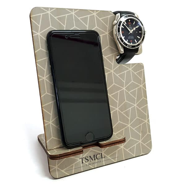 עמדת עגינה מעץ עמדת עגינה מעץ