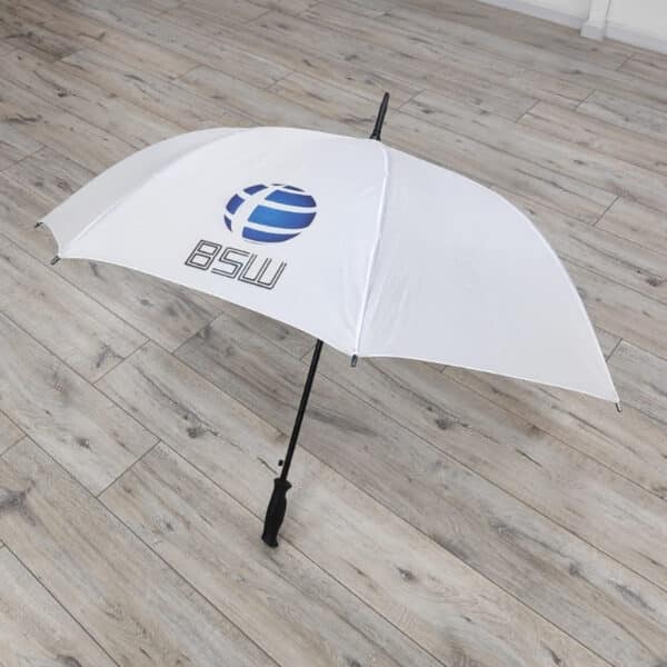 מטריה ממותגת