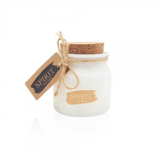 נר ריחני ממותג