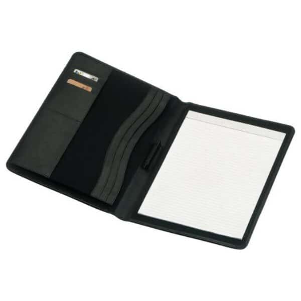 מכתביה עם בלוק נייר