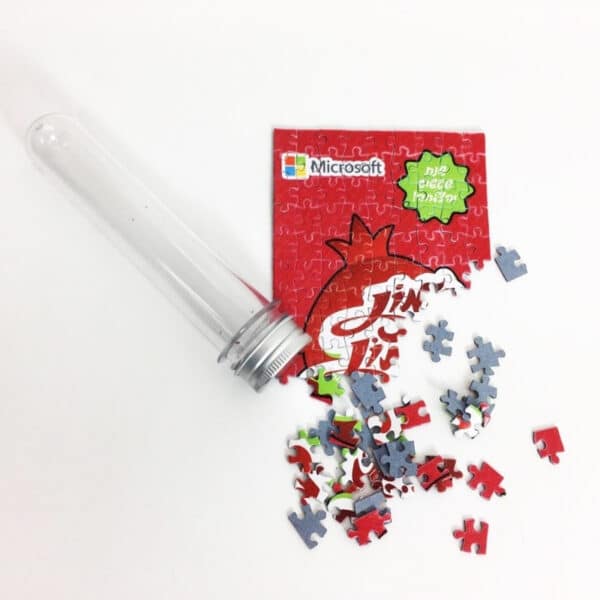 פאזל ממותג במבחנה