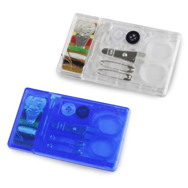 ערכת תפירה בגודל כרטיס אשראי