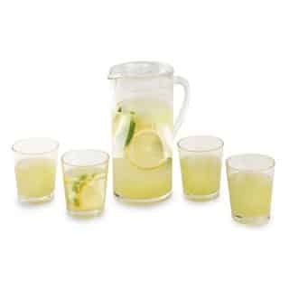 סט ממותג לשתייה קלה סט ממותג לשתייה קלה