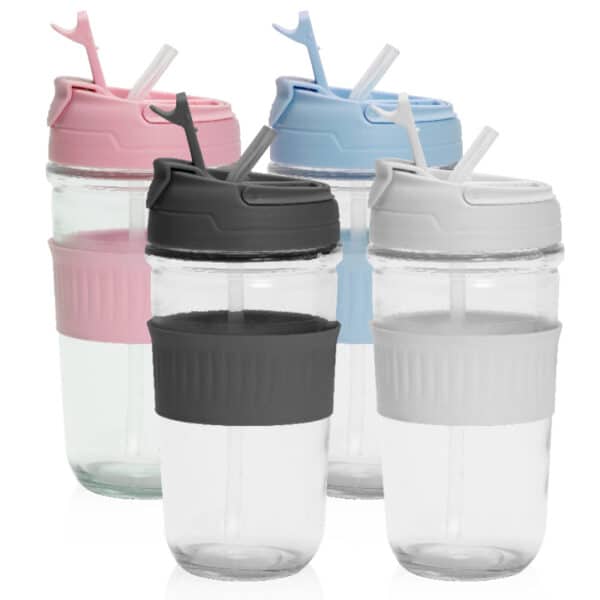 כוס זכוכית עם קש כוס זכוכית עם קש