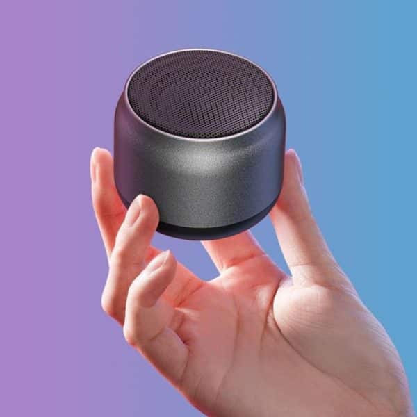 רמקול שולחני יוקרתי