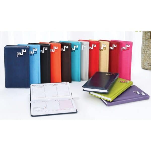 יומן שבועי קטן עם לוגו