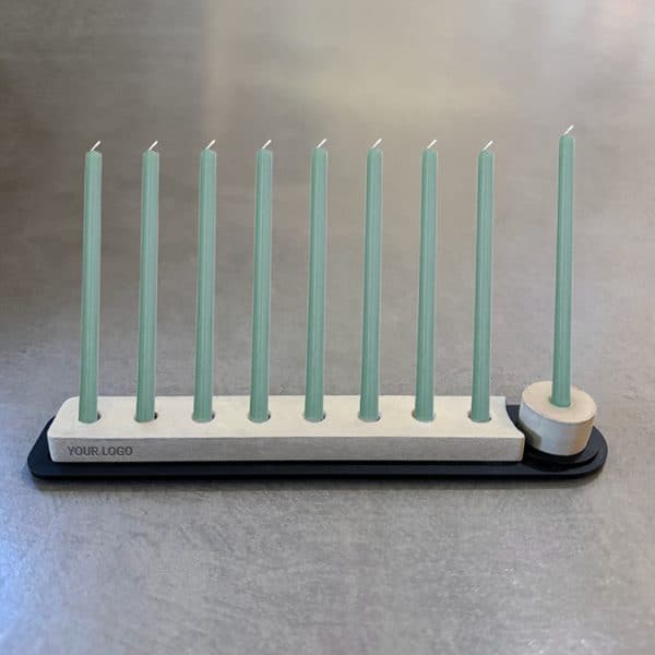 מארז חנוכיה בטון פרספקס +מבחנת גפרורים מארז חנוכיה בטון פרספקס +מבחנת גפרורים