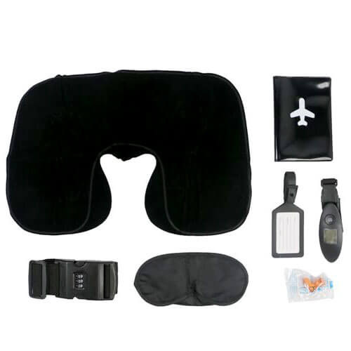 סט טיסה ממותג