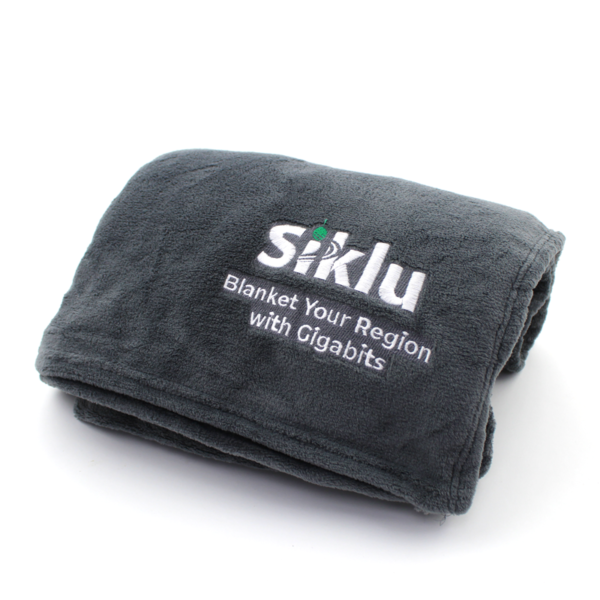 שמיכת כרבולית עם רקמה שמיכת כרבולית עם רקמה