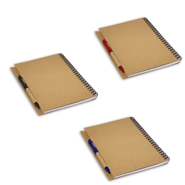 מחברת ממוחזרת עם עט מחברת ממוחזרת עם עט